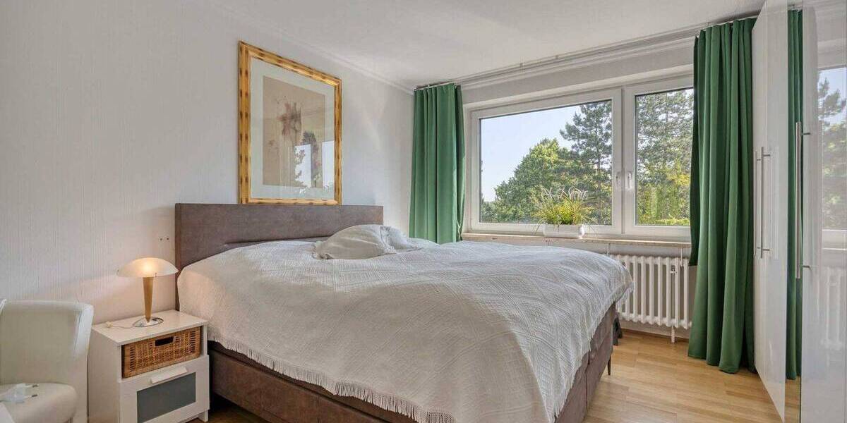 Etagenwohnung Düsseldorf Urdenbach - 3 Zimmer, 105 m&sup2;, 495.000&euro; | Angebot:26902072