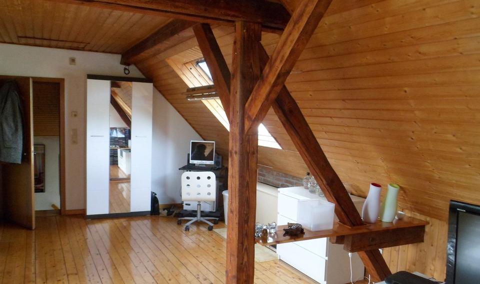 Dachgeschoßwohnung Düsseldorf Stadtbezirk 9 - 1 Zimmer, 40 m&sup2;, 420&euro; | Angebot:26403797