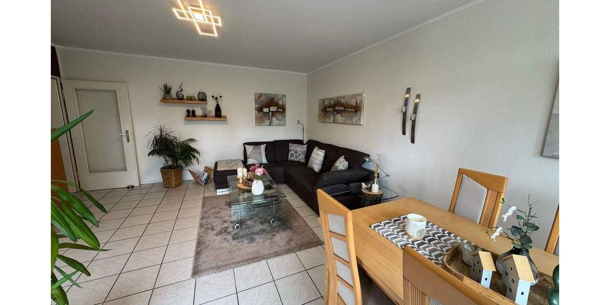 Etagenwohnung Mönchengladbach Rheydt - 3 Zimmer, 87 m&sup2;, 175.000&euro; | Angebot:25248854