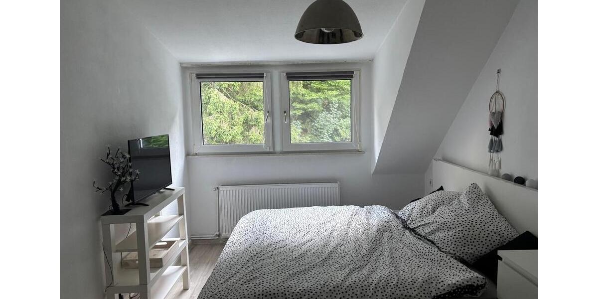 2 Zimmerwohnung DG mit Südbalkon in Elberfeld ab sofort 2 zimmer