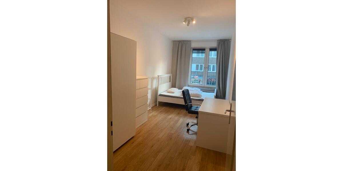 Ein Zimmer (15m2) in 2er-WG in Oberbilk 3 zimmer