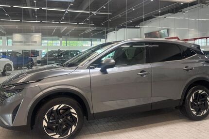 Nissan Qashqai 21.199 km 30.880 &euro; Moers 47441