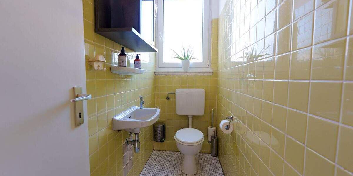 Etagenwohnung Neuss Innenstadt - 4 Zimmer, 80 m&sup2;, 209.000&euro; | Angebot:25736809