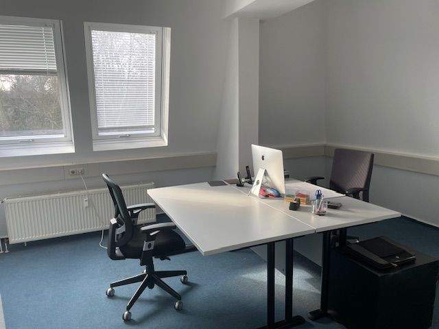 Gewerbeobjekt Mönchengladbach Eicken - 4 Zimmer, 121 m&sup2;, 972&euro; | Angebot:25209947