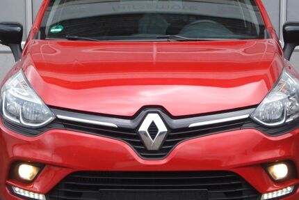 Renault Clio 82.000 km 7.950 &euro; Kaarst 41564