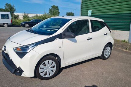 Toyota Aygo (X) 136.670 km 4.890 &euro; Duisburg 47229