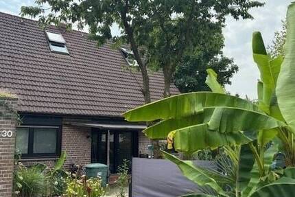 Freistehendes Einfamilienhaus mit EinliegerWohnung