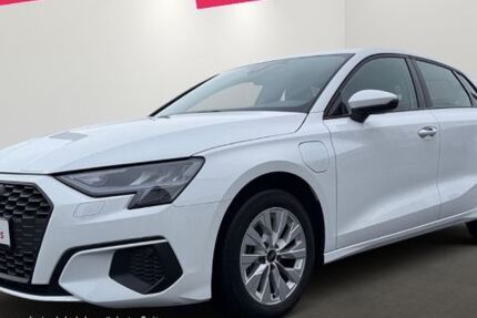 Audi A3 41.841 km 23.380 &euro; Düsseldorf 40233