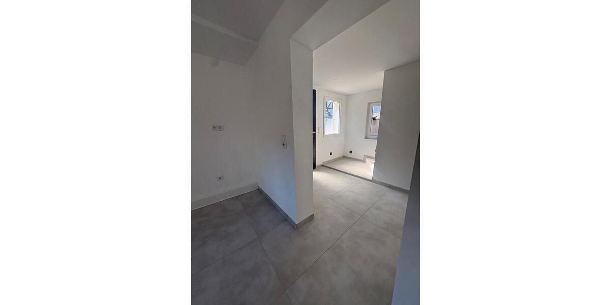 Doppelhaushälfte Wuppertal Cronenberg - 4 Zimmer, 97 m&sup2;, 349.000&euro; | Angebot:27162183