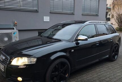 Audi quattro 211.645 km 11.500 &euro; LEVERKUSEN 51381