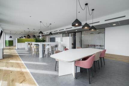 Mitgliedschaften für flexible Arbeitsplätze in Regus Unternehmerstadt zimmer