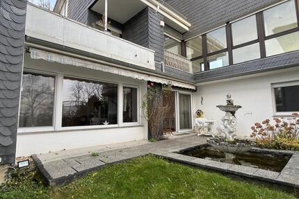 Traumhafte EG-Wohnung mit Garten in Bestlage von Privat 4 zimmer