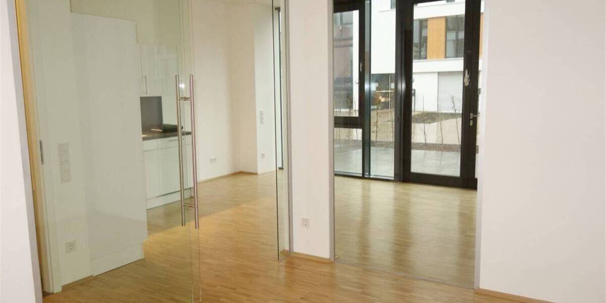 Etagenwohnung Mönchengladbach Stadtmitte - 2 Zimmer, 54 m&sup2;, 725&euro; | Angebot:26379792