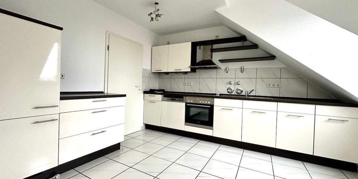 Etagenwohnung Neuss Uedesheim - 3 Zimmer, 94 m&sup2;, 319.000&euro; | Angebot:25736810