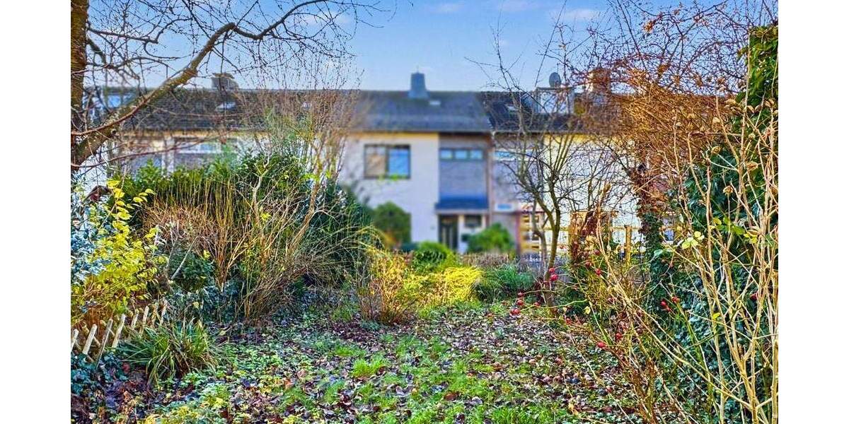 Familienfreundliches Reihenmittelhaus mit Garten und Garage - Raum für Ideen in Erkrath-Hochdahl 6 zimmer