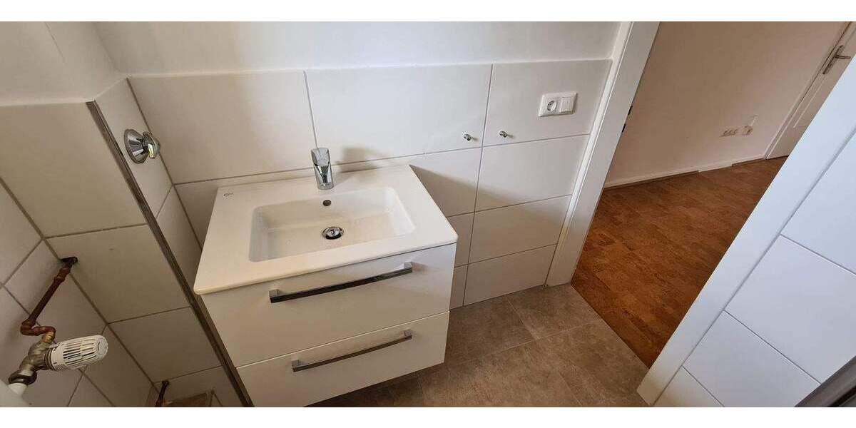 Etagenwohnung Mönchengladbach Stadtmitte - 3 Zimmer, 83 m&sup2;, 830&euro; | Angebot:25705951