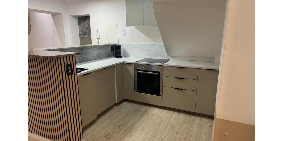 Erdgeschoßwohnung Neuss Holzheim - 1 Zimmer, 65 m&sup2;, 1.350&euro; | Angebot:24755791