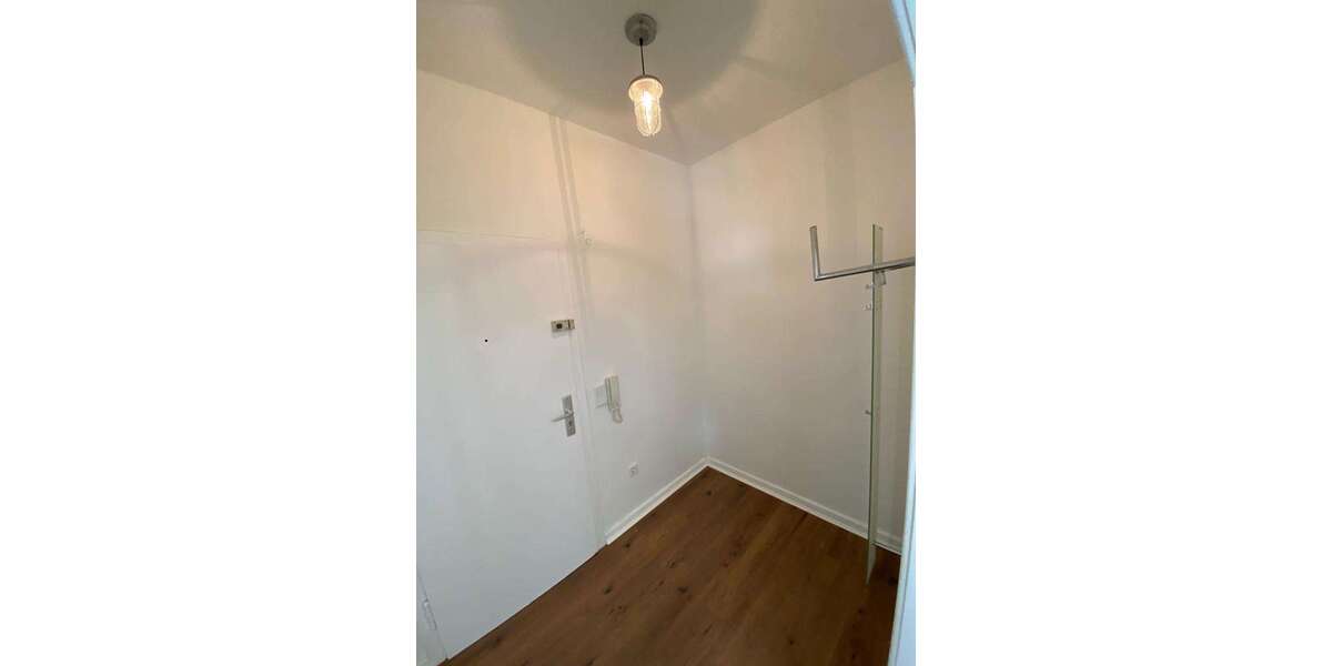 D-Zoo, attraktive möbl. 2 Zi. ETW, ruhig und Zentral , ca. 40qm Wfl., 8qm Nfl. im Keller - Wohnanlage Düsseldorf Stadtbezirk 2 | Angebot:25647398