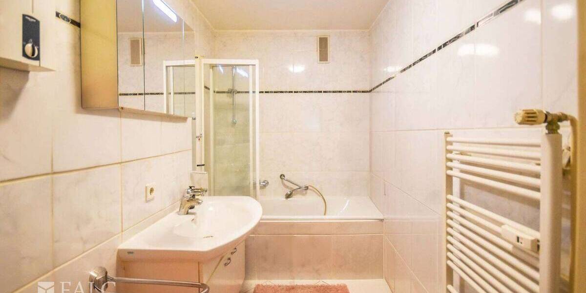 Etagenwohnung Düsseldorf Hellerhof - 2 Zimmer, 65 m&sup2;, 299.000&euro; | Angebot:25742589
