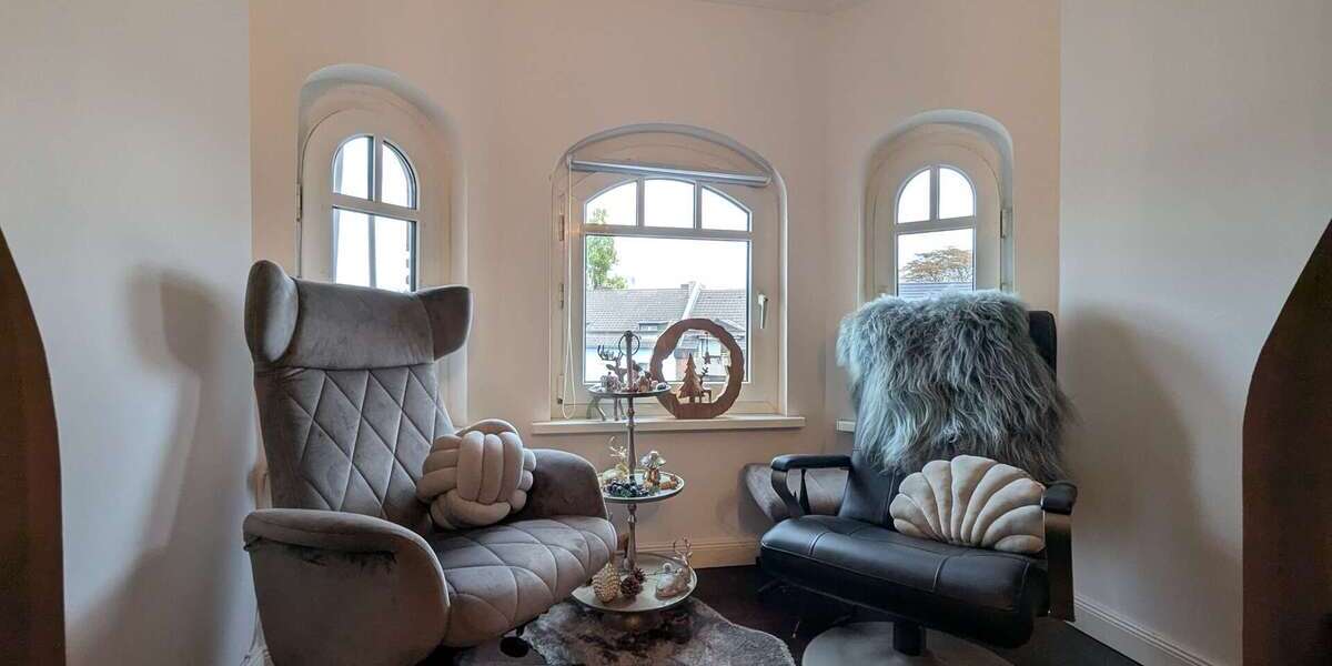 Etagenwohnung Duisburg-Meiderich Meiderich - 5 Zimmer, 132 m&sup2;, 199.900&euro; | Angebot:25479210