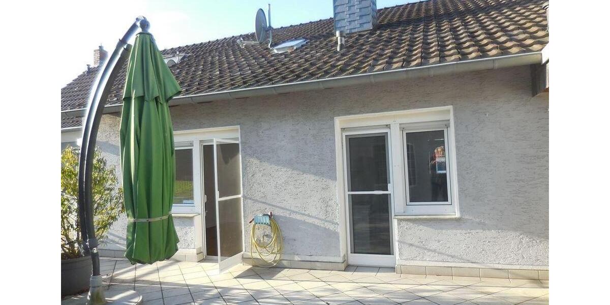 Große 3-Zi-Wohnung mit sensationeller Dachterrasse und separatem Home Office Raum 3 zimmer