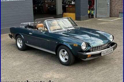 Fiat 124 Spider