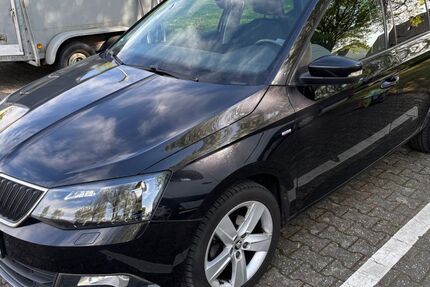 Skoda Fabia 52.000 km 9.300 &euro; Kaarst Büttgen 41564