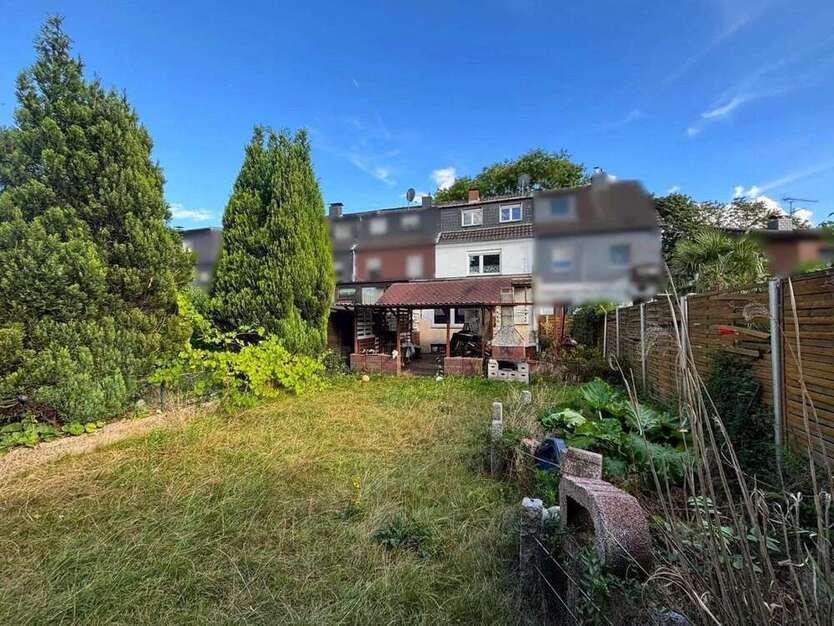 Haus zum Kaufen in Duisburg 244.500 € 101 m²