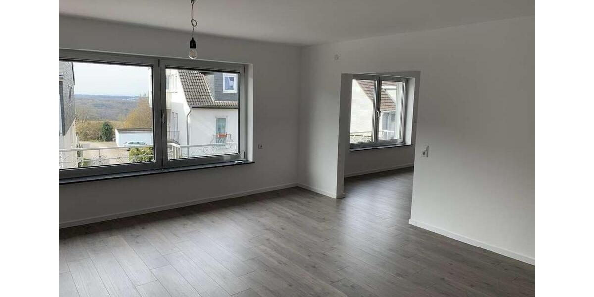 Freist. Einfamilienhaus Haus m. Schwimmbad u. Sauna zu vermieten 6 zimmer