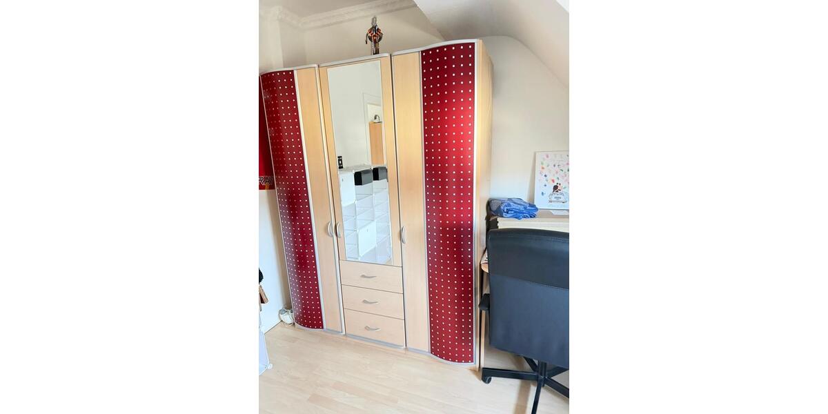 68m2 3-Zimmer-Dachgeschoss-Wohnung mit gartennutzung 3 zimmer