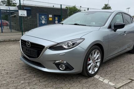 Mazda 3 115.435 km 11.440 &euro; Düsseldorf 40472