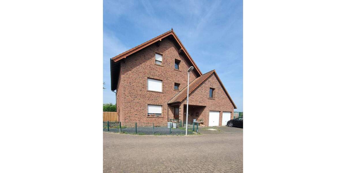 Zwei Chancen in einem: Investment- und Familienhaus in Dormagen 7 zimmer