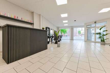 Einzelhandel in Oberhausen 1.488,84 € 152.47 m²