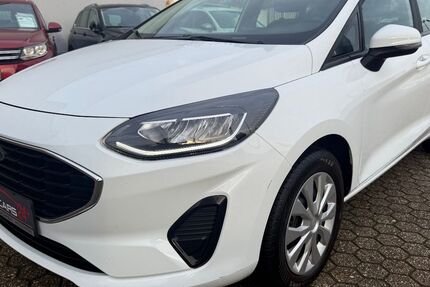 Ford Fiesta 104.890 km 9.900 &euro; Mönchengladbach 41236