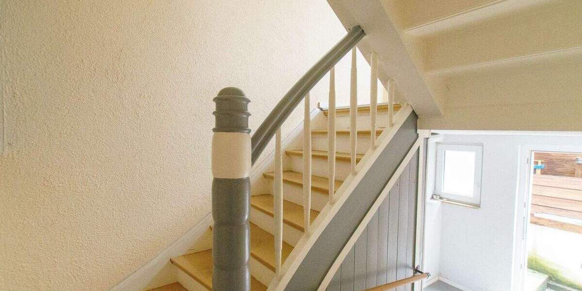 Mehrfamilienhaus, Wohnhaus Tönisvorst St. Tönis - 7 Zimmer, 224 m&sup2;, 399.000&euro; | Angebot:25691140