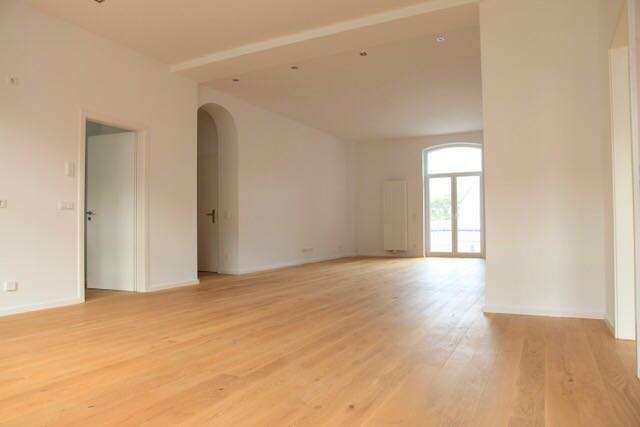 Wohnung zum Kaufen in Düsseldorf 655.000 € 109.33 m²