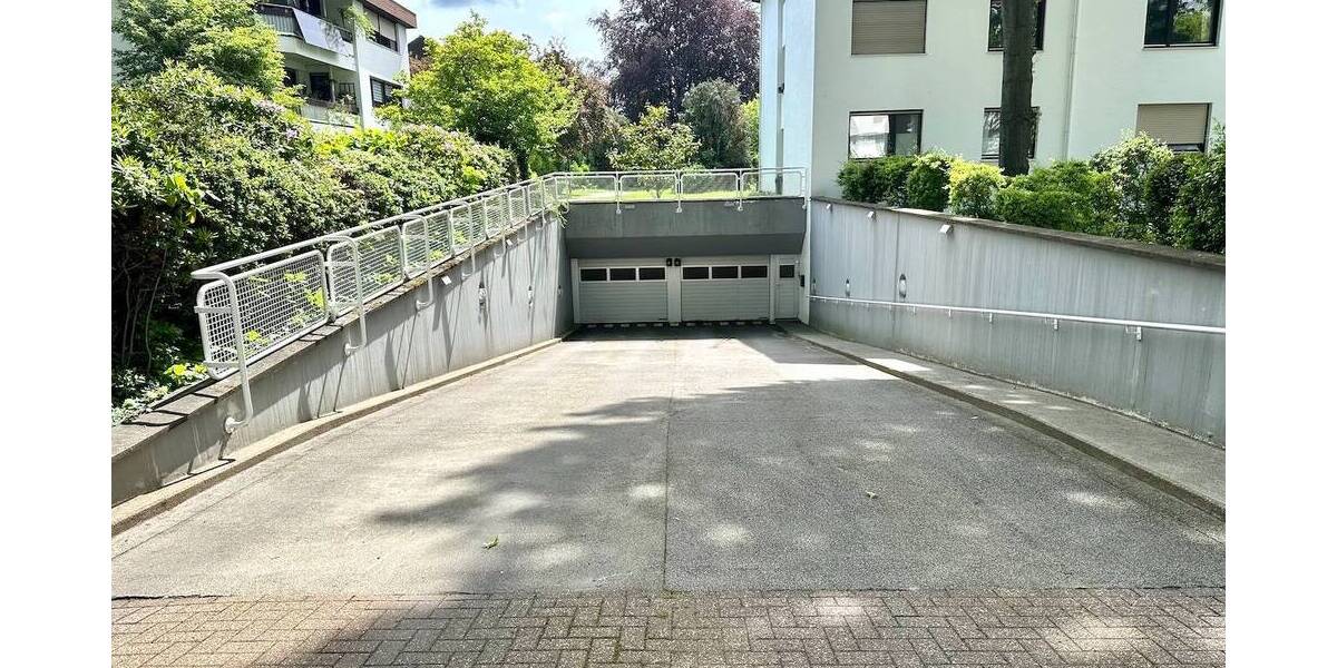 Etagenwohnung Neuss Gnadental - 4 Zimmer, 140 m&sup2;, 1.550&euro; | Angebot:26616356