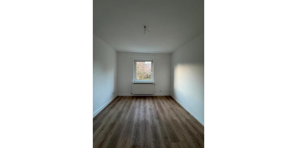 Erdgeschoßwohnung Düsseldorf Stadtbezirk 8 - 2 Zimmer, 52 m&sup2;, 590&euro; | Angebot:25721940