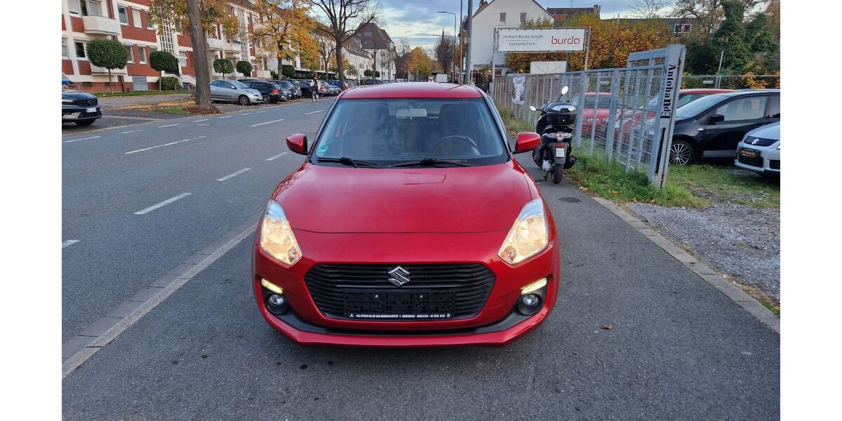 Suzuki Swift 116.058 km 9.500 &euro; Düsseldorf 40549