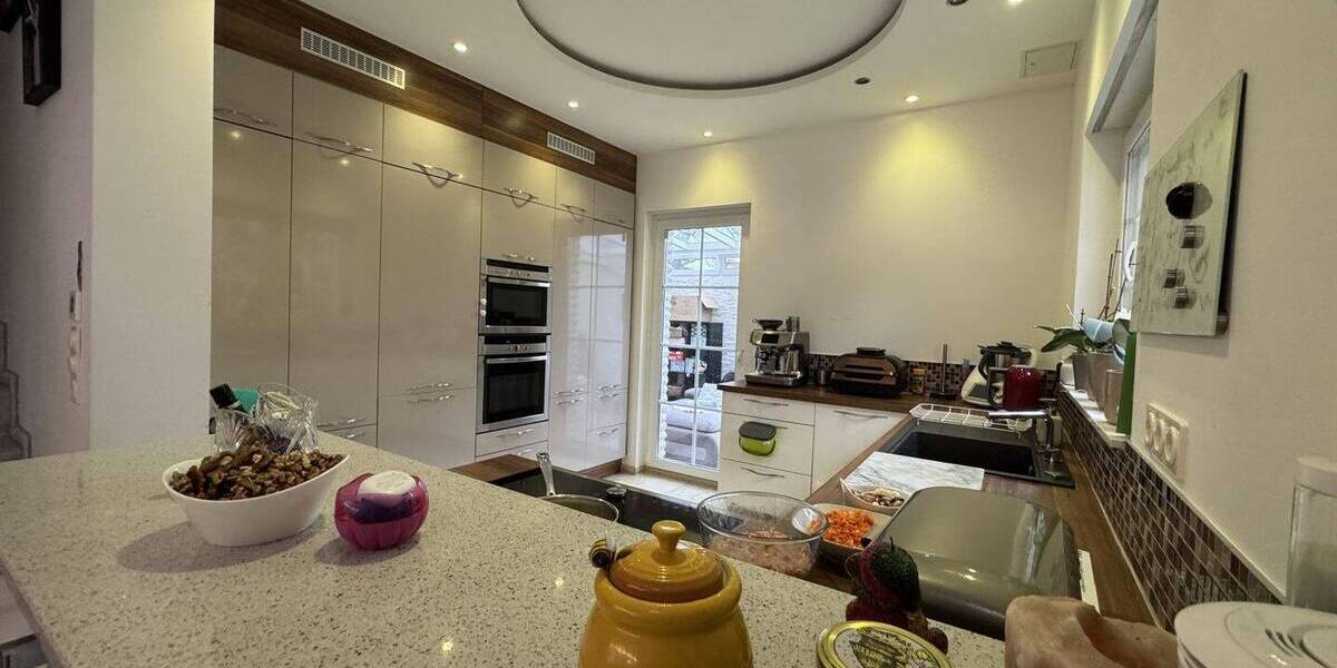 Einfamilienhaus Düsseldorf Gerresheim - 6 Zimmer, 140 m&sup2;, 1.280.000&euro; | Angebot:26834536