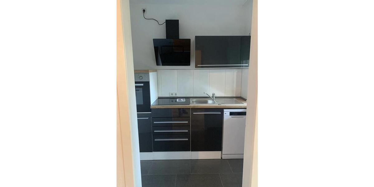 Furnished Apartment +Balcony +Garage +Groundfloor 1 zimmer