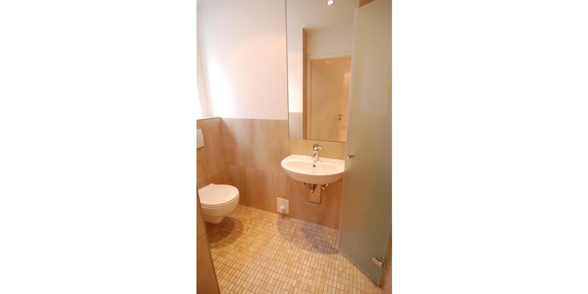 Einfamilienhaus Düsseldorf Stadtbezirk 5 - 6 Zimmer, 225 m&sup2;, 4.750&euro; | Angebot:24768105