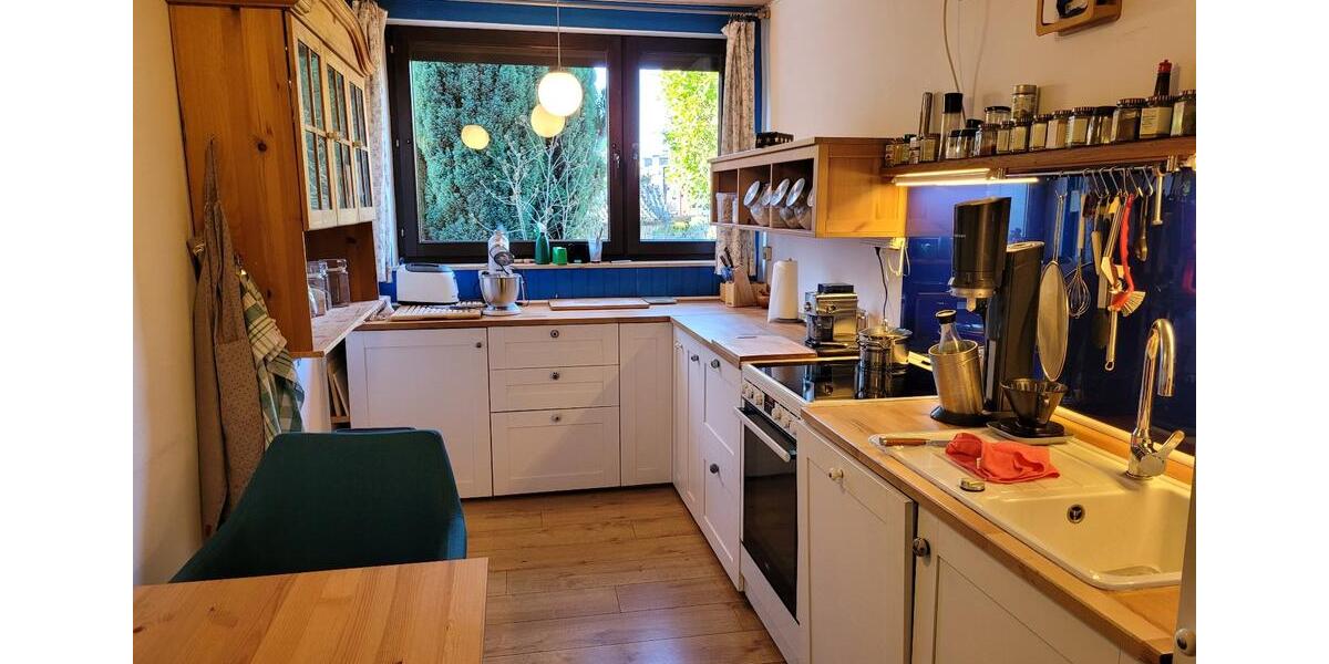 Haus mit großem Garten in Mülheim-Dümpten in Spielstraße 6 zimmer