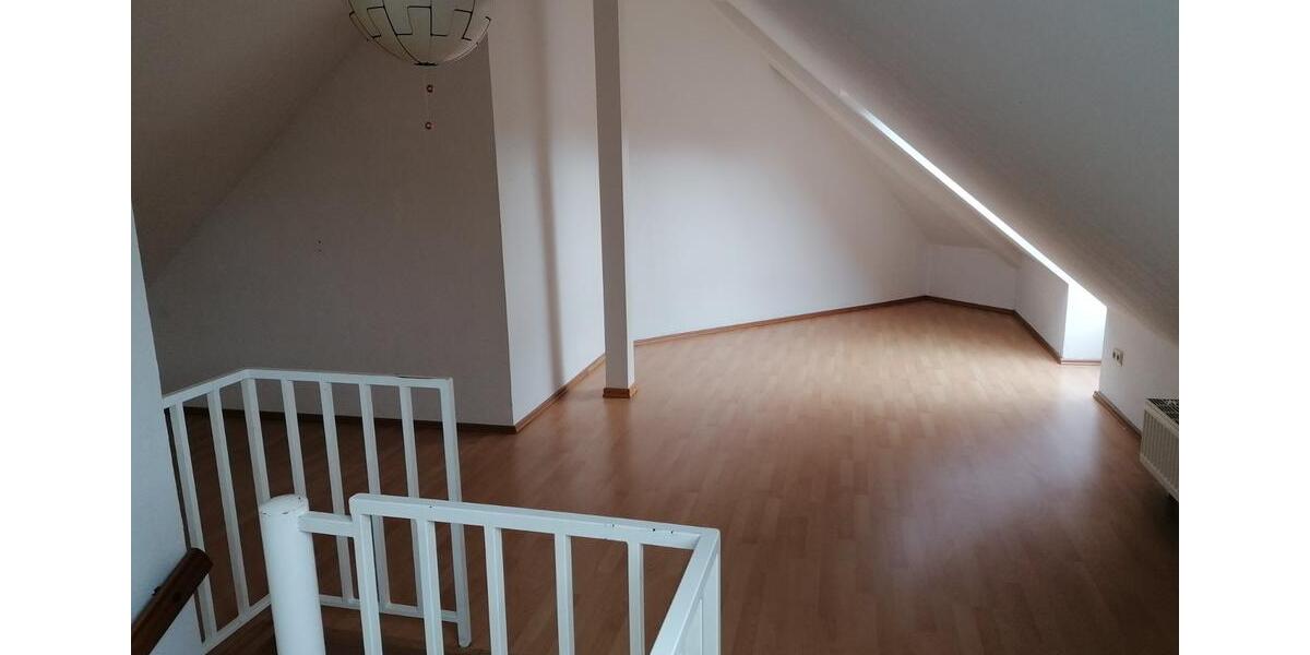 Maisonettenwohnung Bergheim Auenheim - 3 Zimmer, 84 m&sup2;, 1.050&euro; | Angebot:25025796