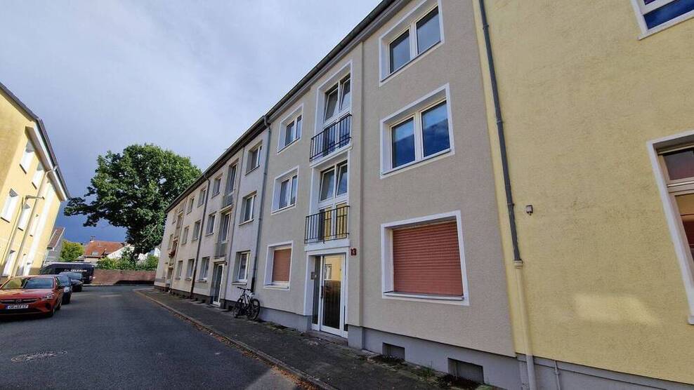 Gemütliche Wohnung mit Balkon, für Singles und Paare in einer ruhigen Seitenstraße!