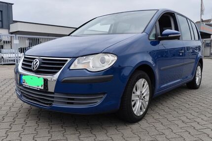 VW Touran 131.537 km 4.850 &euro; Düsseldorf 40627