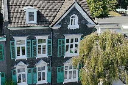 Haus zum Kaufen in Remscheid-West 289.000 € 191 m² 9 zimmer