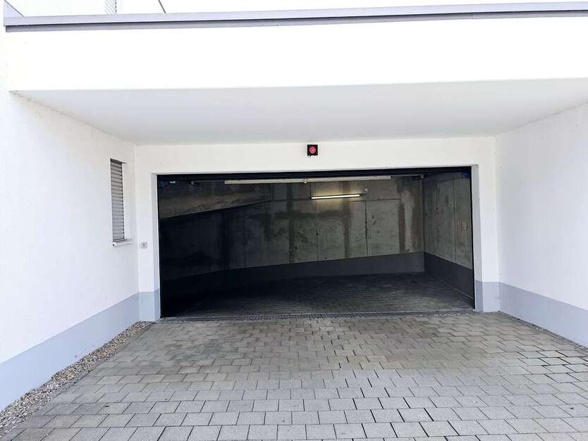 Garage zu vermieten in Friedrichshofen 90 €