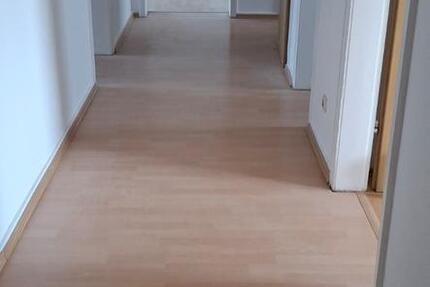 4-Zimmer Wohnung mit Balkon Nähe Elisabeth-Krankenhaus 5 zimmer