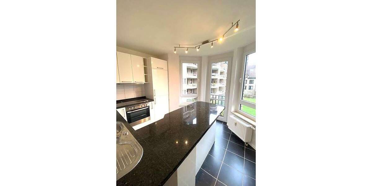 Etagenwohnung Düsseldorf Lörick - 2 Zimmer, 67 m&sup2;, 1.230&euro; | Angebot:26308133